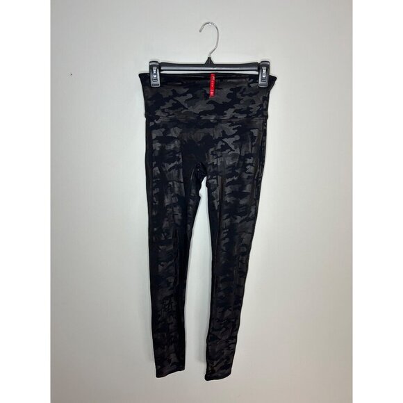 spanx Other - Spanx black camo leggings sz medium women’s athleisure sporty gym yoga